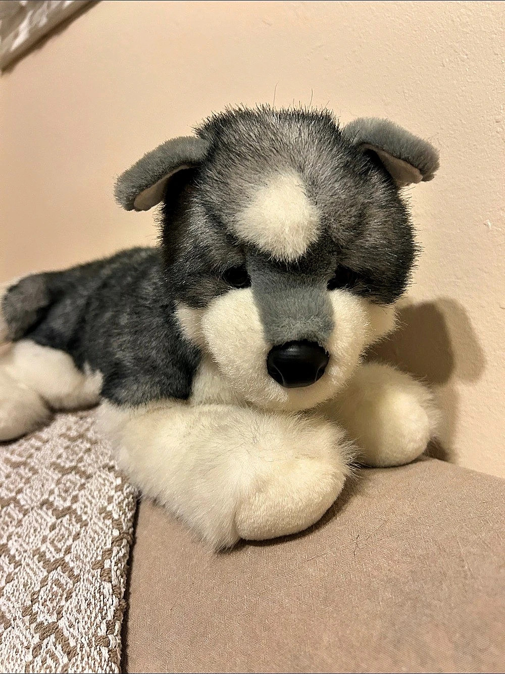 Douglas Plush Husky Dog Stuffed Animal Gray & White Like New